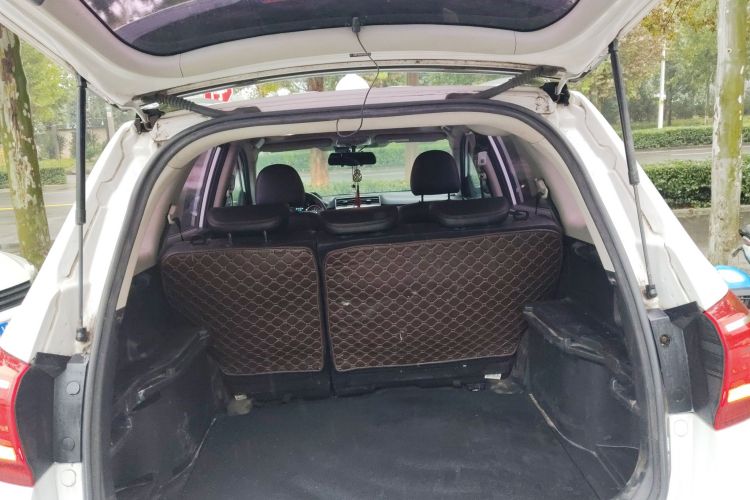 哈弗H6 2015款 运动版 1.5T 自动两驱豪华型机舱底盘23