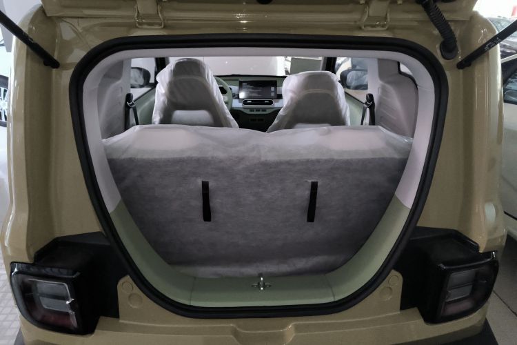 吉利银河 2025款 210km 熊猫骑士局部细节23