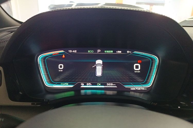 比亚迪 宋PLUS新能源 2021款 EV 尊贵型中控内饰14