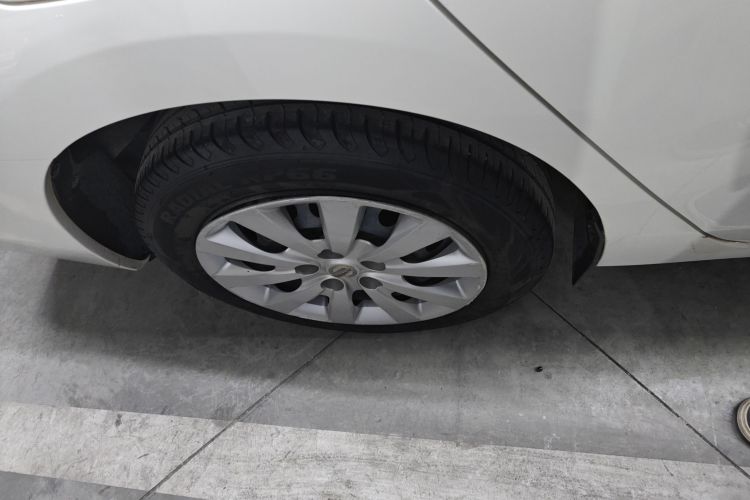 日产 轩逸 2021款 经典 1.6XL CVT豪华版车身外观6003