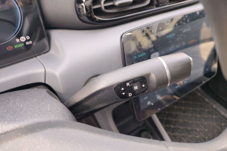 零跑汽车 零跑T03 2021款 400舒享版中控内饰18