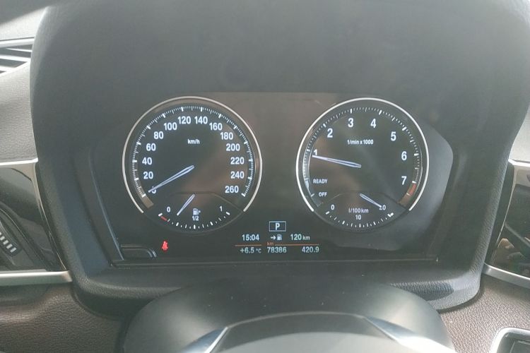 宝马X2 2020款 sDrive20i M越野套装中控内饰14