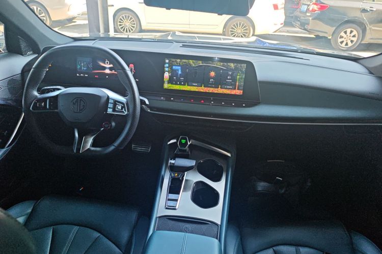名爵 MG7 2023款 1.5T DCT至美优雅版中控内饰12