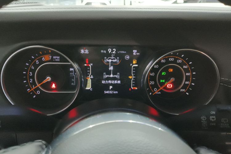 Jeep 牧马人 2021款 2.0T 80周年纪念版中控内饰14