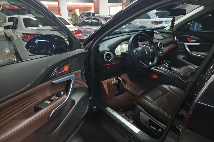 魏牌 VV7 2019款 升级款 2.0T 旗舰型 国VI中控内饰20