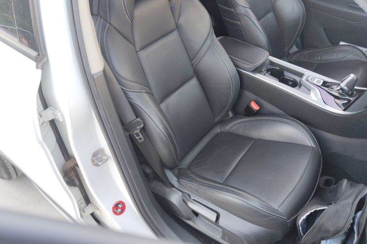 领克01 2017款 2.0T 两驱型版局部细节41