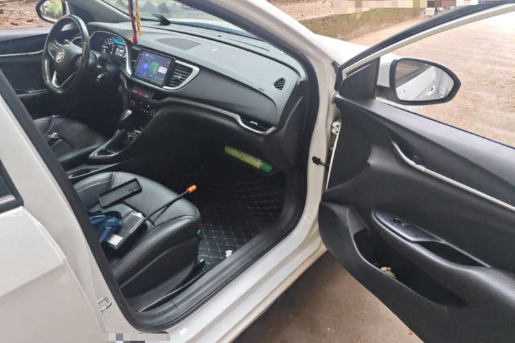 别克 英朗 2018款 18T 自动精英型局部细节9005