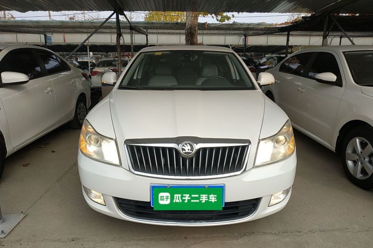 斯柯达 明锐 2014款 1.4TSI DSG逸俊版车身外观2