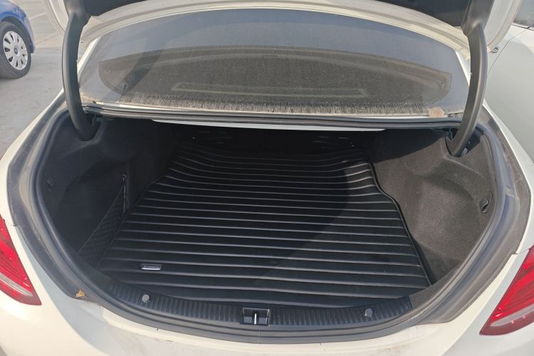 奔驰C级 2015款 C 200 L 运动型机舱底盘23