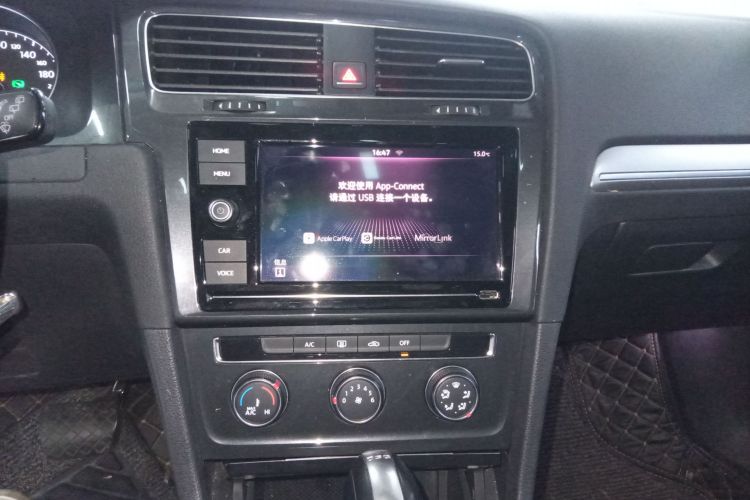 大众 高尔夫 2019款 280TSI DSG舒适型 国V局部细节16