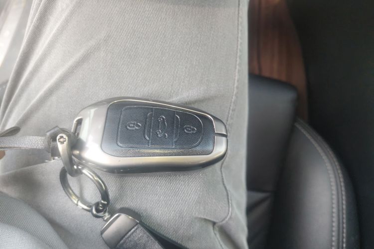 雪铁龙C5 2017款 350THP 自动豪华型中控内饰7001