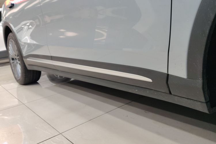 零跑汽车 零跑C11 2024款 增程 300尊享版局部细节9001