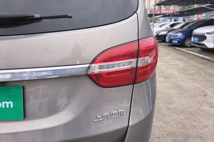 别克GL8 2017款 25S 豪华型 国V车身外观9