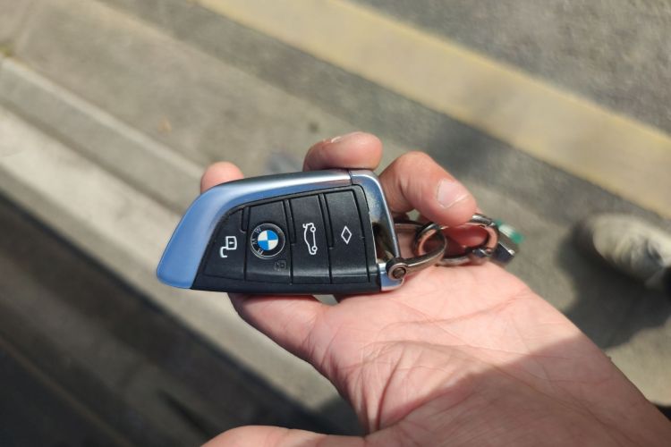 宝马3系 2020款 320Li M运动套装中控内饰7001