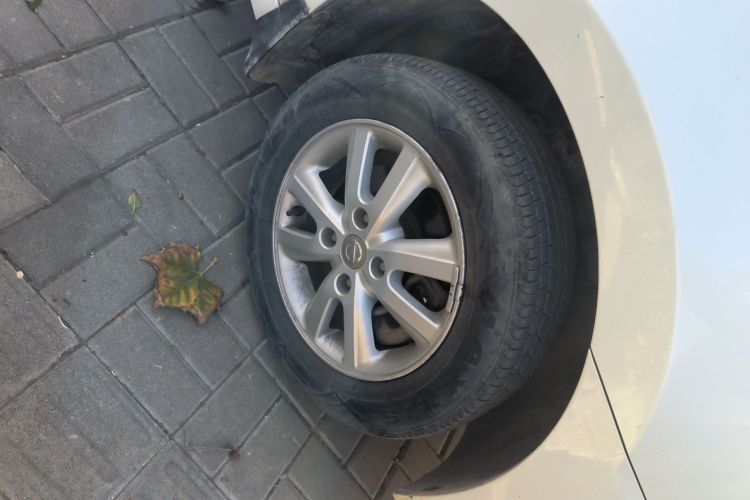 日产 轩逸 2016款 经典 1.6XE 手动领先版车身外观6001