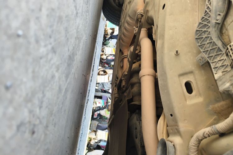 Jeep 大切诺基(进口) 2014款 3.6L 精英导航版局部细节9001