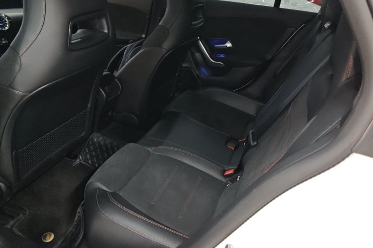 奔驰CLA 2022款 改款 CLA 200 猎跑车中控内饰21