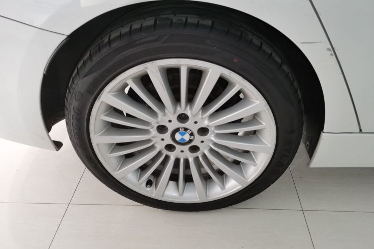 宝马3系 2018款 320Li 时尚型车身外观6008