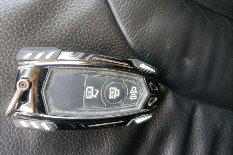 哈弗H6 2013款 运动版 1.5T 手动两驱精英型中控内饰7001