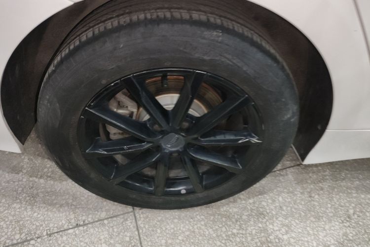 吉利汽车 博瑞 2021款 1.8T 领航版+车身外观6008