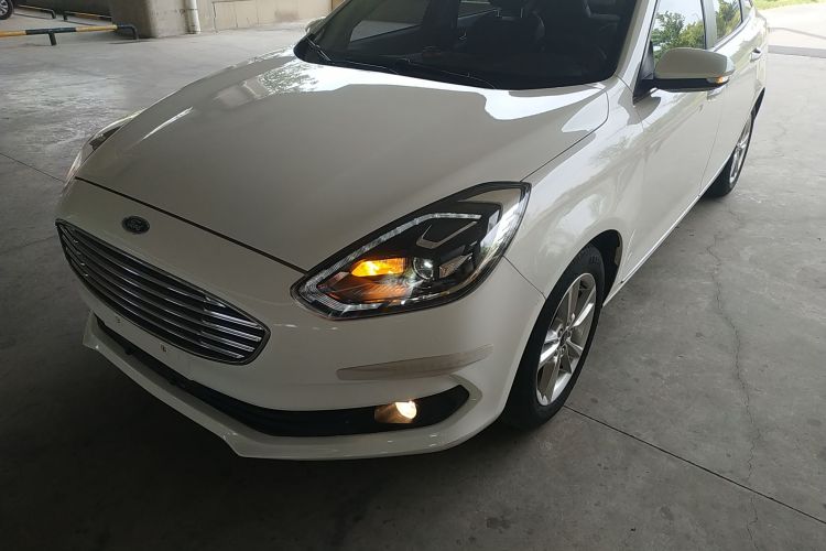 福特 福睿斯 2019款 改款 1.5L 自动悦享型 国VI局部细节36