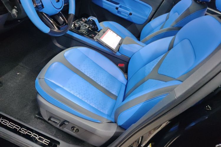 超境汽车 共创坦克300 2023款 2.0T 赛博骑士中控内饰19