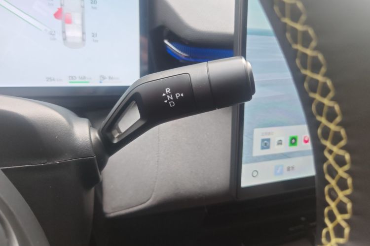 领克08 EM-P 2025款 245km 超长续航Halo中控内饰18