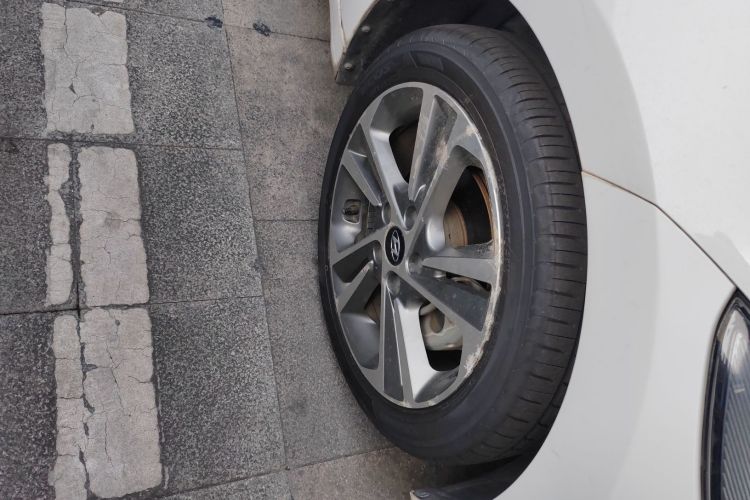 现代 领动 2016款 1.6L 自动智炫·精英型车身外观6007