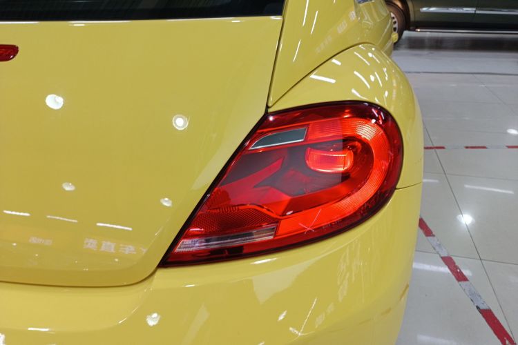 大众 甲壳虫 2015款 180TSI车身外观9