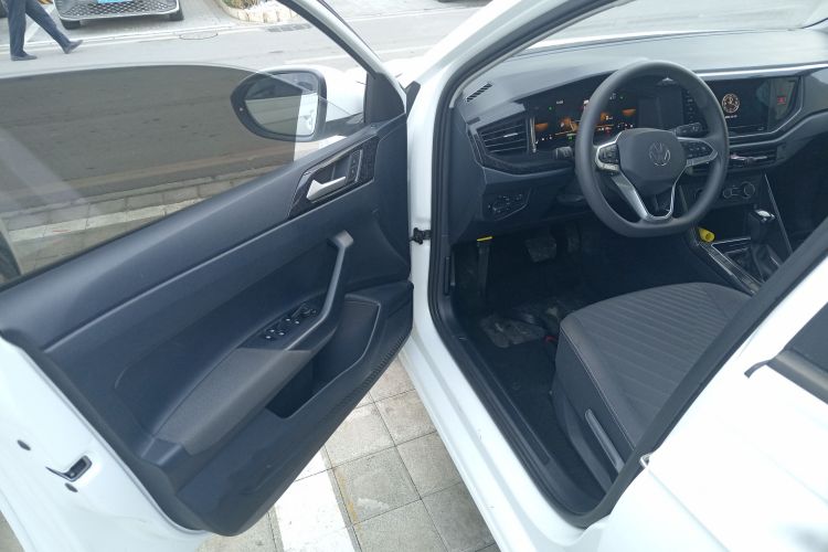 大众 朗逸 2023款 新锐 1.5L 自动新逸版中控内饰20