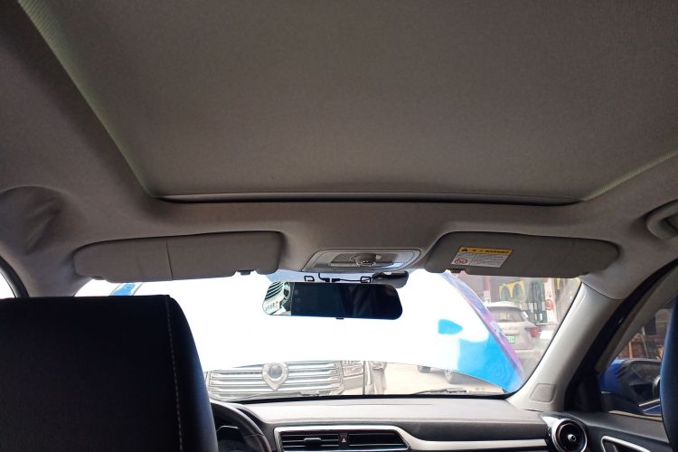 名爵ZS 2017款 1.5L 自动豪华版中控内饰22