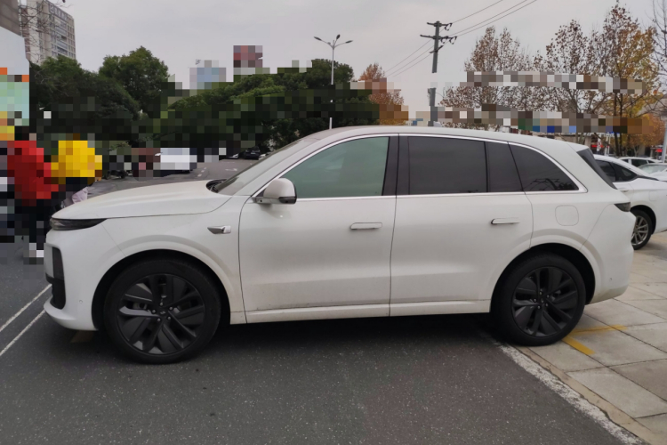 理想汽车 理想L6 2024款 Pro车身外观4