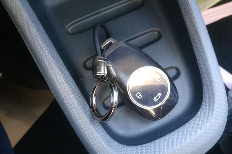 零跑汽车 零跑T03 2021款 400豪华版中控内饰7001