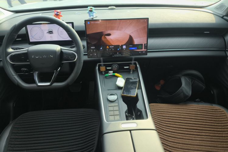 奇瑞 风云T9 2024款 120 长续航版标准型 5座 三元锂中控内饰12