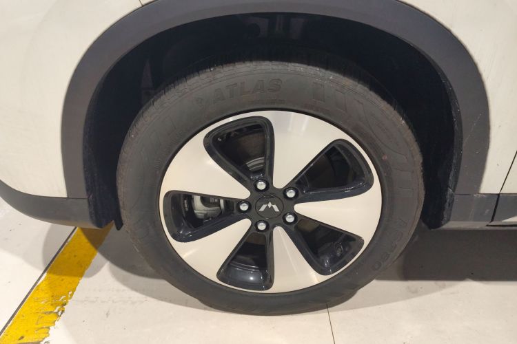 五菱汽车 五菱星云 2023款 2.0L DHT 旗舰版车身外观6007