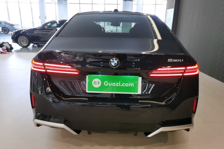 宝马5系 2024款 530Li 领先型 M运动套装车身外观6004