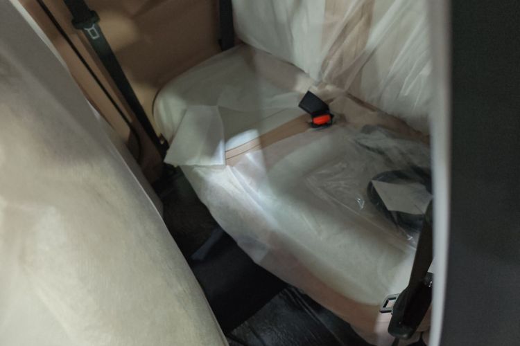 吉利银河 2024款 熊猫mini 200km 耐力熊中控内饰21