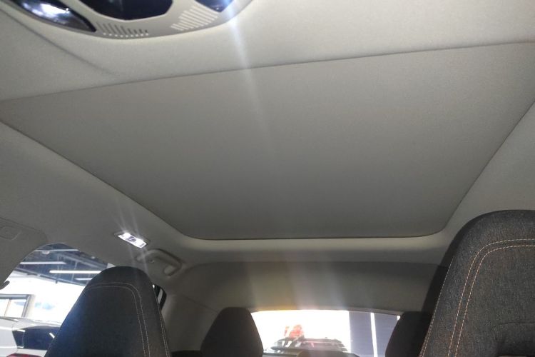 领克06 EM-P 2022款 PHEV 84KM续航版 Pro局部细节22