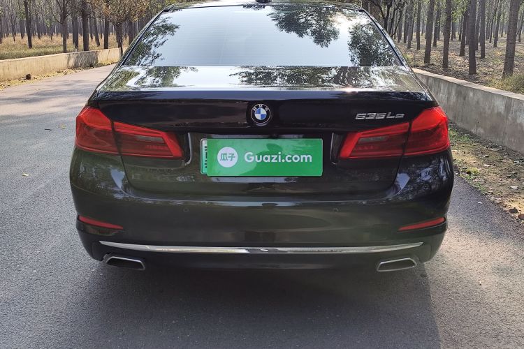 宝马5系新能源 2020款 里程升级版 530Le 豪华套装车身外观6