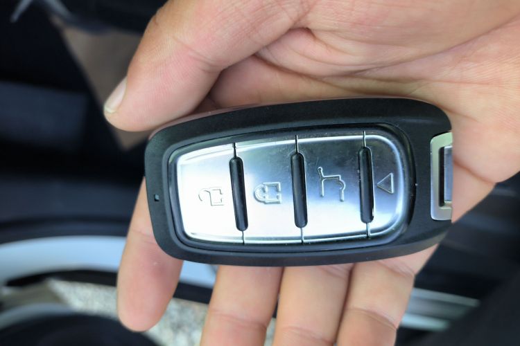 荣威RX5 2020款 20T 自动4G互联超越旗舰版中控内饰7001