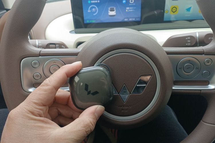 五菱汽车 五菱缤果 2025款 333km 悦享款中控内饰11