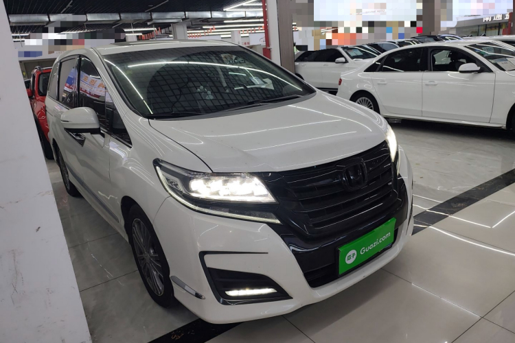 本田 艾力绅 2016款 2.4L 豪华版车身外观3