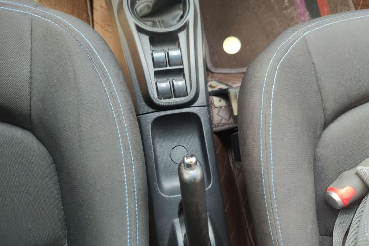 江铃集团新能源 江铃E200L 2018款 E200L 标准型（250KM）中控内饰18