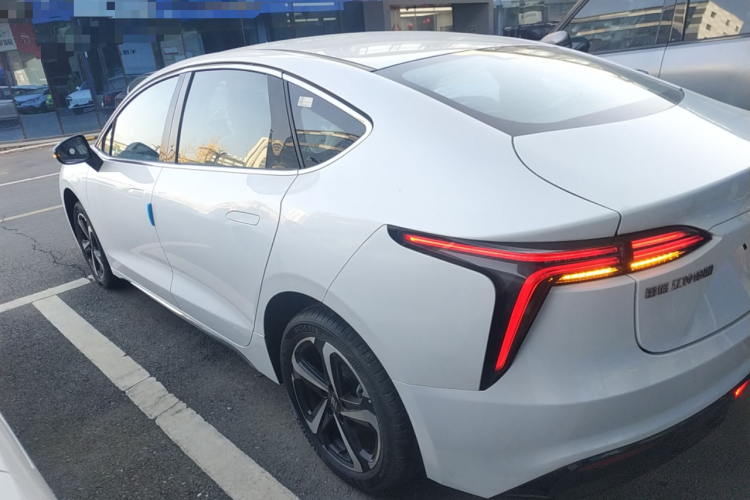 江铃集团新能源 羿 2022款 改款 标准续航行业定制版车身外观6003