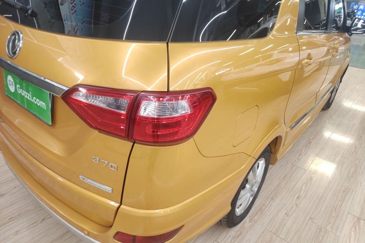 东风风光 风光370 2016款 1.5L 手动豪华型SFG15-05 7座车身外观6006