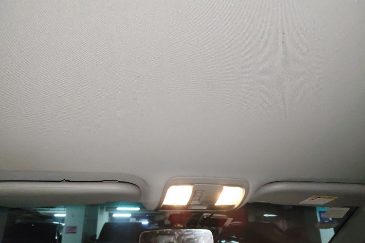 纳智捷 优6 SUV 2017款 1.8T 科技超值型局部细节22