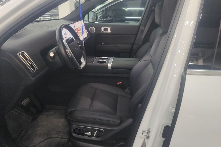 理想汽车 理想L7 2023款 Air中控内饰19