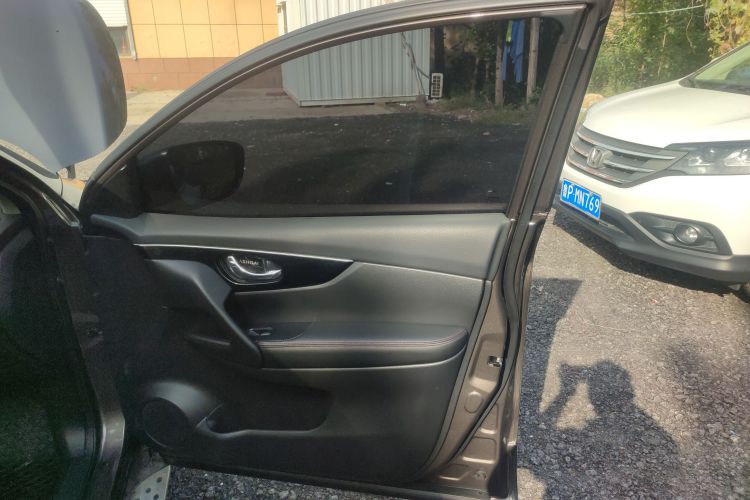 日产 逍客 2017款 2.0L CVT豪华版 国V中控内饰42