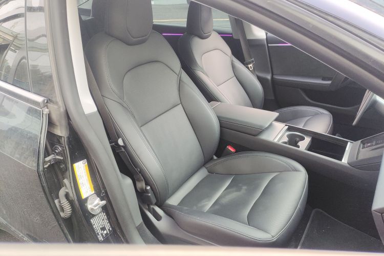 特斯拉 Model 3 2023款 长续航全轮驱动版局部细节41