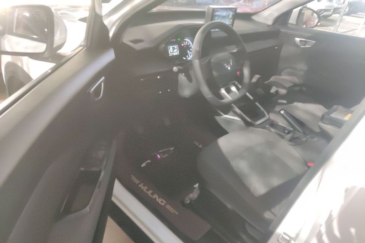 五菱汽车 五菱星驰 2022款 1.5L 手动自由型中控内饰7003